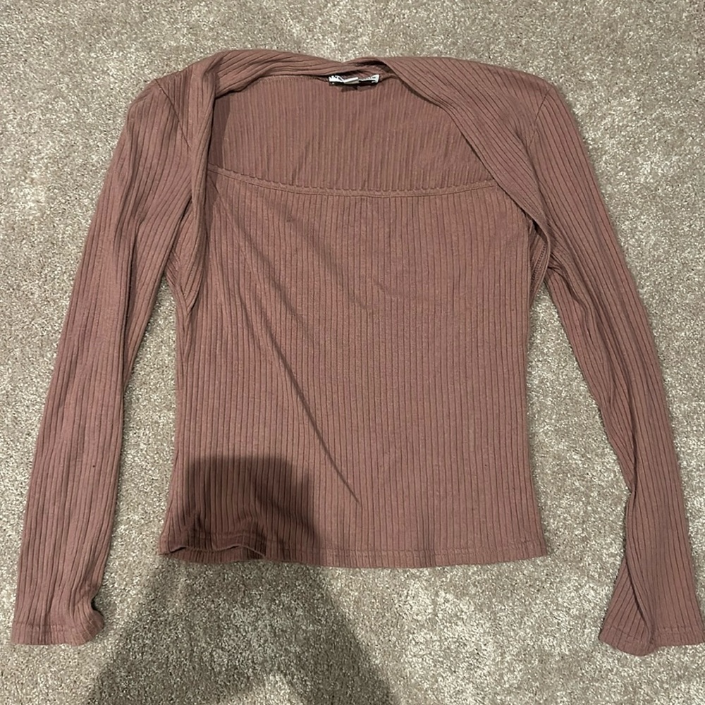 Brownish-pink long sleeve top